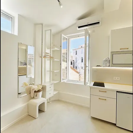 Cosy - Elegance & Calme En Hyper-centre * Montpellier